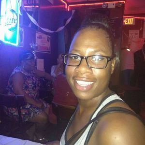 Meet your Posher, Andrika